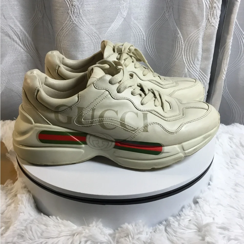 Gucci cream leather